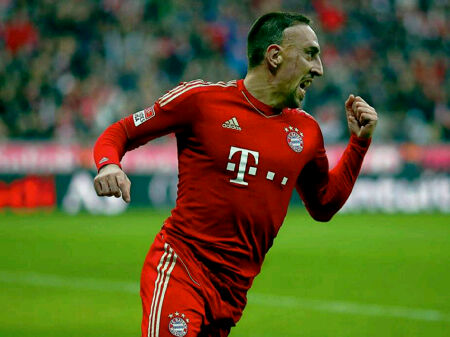 Franck Ribéry terpilih sebagai pemain terbaik putaran pertama. (Foto: www.tagesspiegel.de)